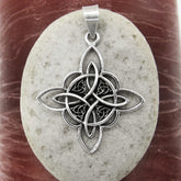 Outlined Witch's Knot With Circle Tiny Triquetras Celtic Pendant Protection | Woot & Hammy