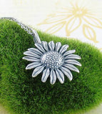 Lively Sunflower Necklace - woot & hammy