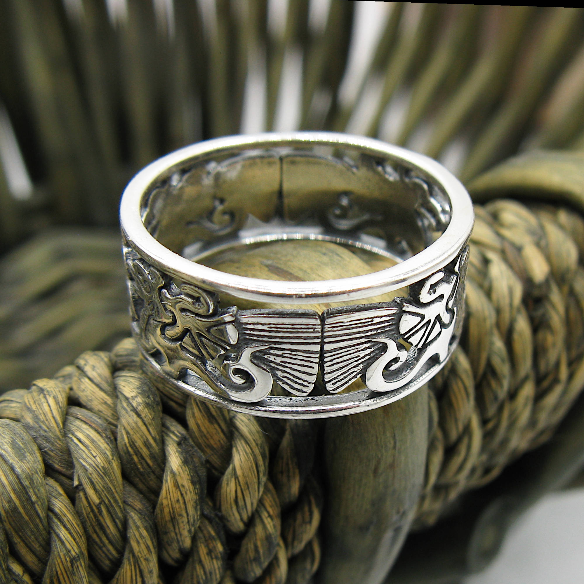 Celtic Triquetra and Dragons Cut-Out Band Ring Trinity Birth Life Death Infinity Luck Prosperity Strength Courage | Woot & Hammy