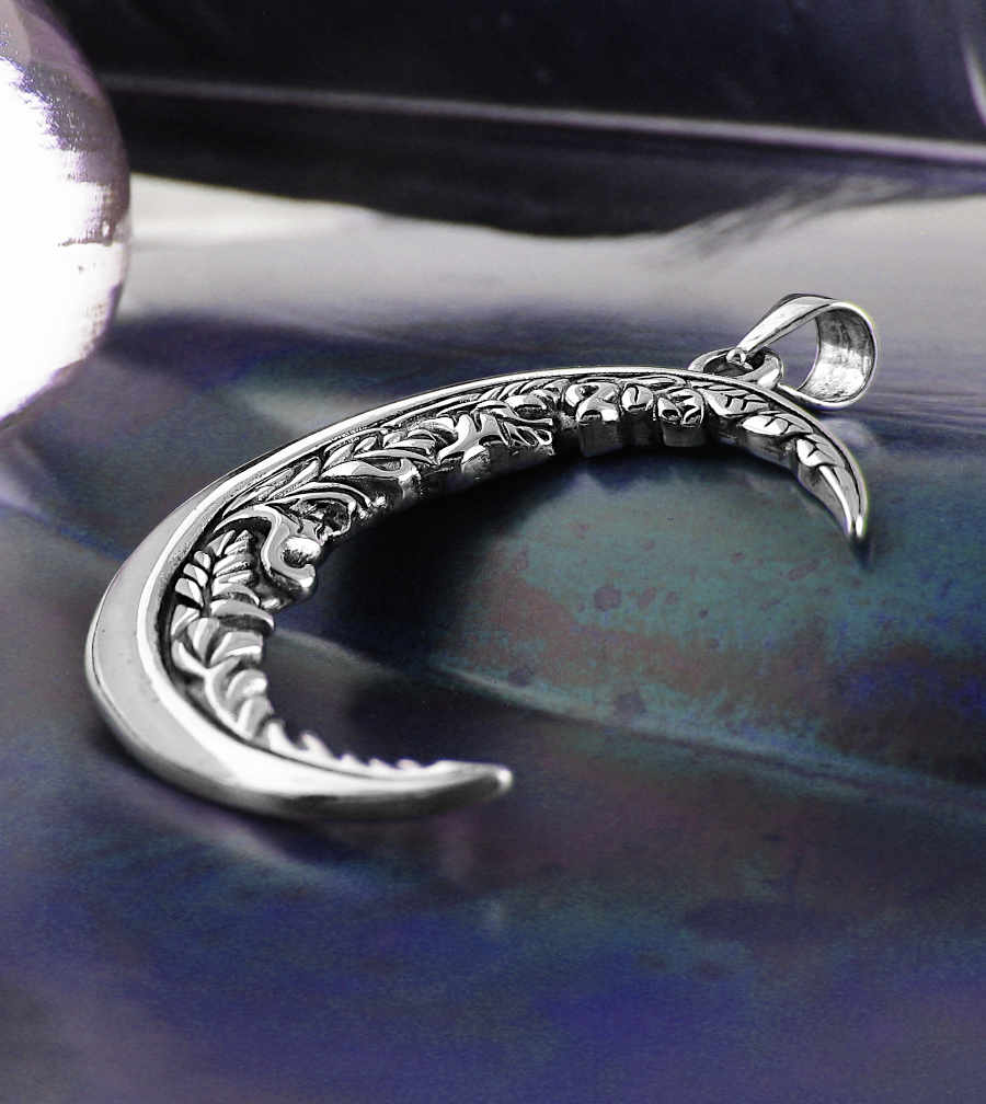 Fancy Crescent Moon With Flowery Inner Edge Oxidized Pendant | Woot & Hammy