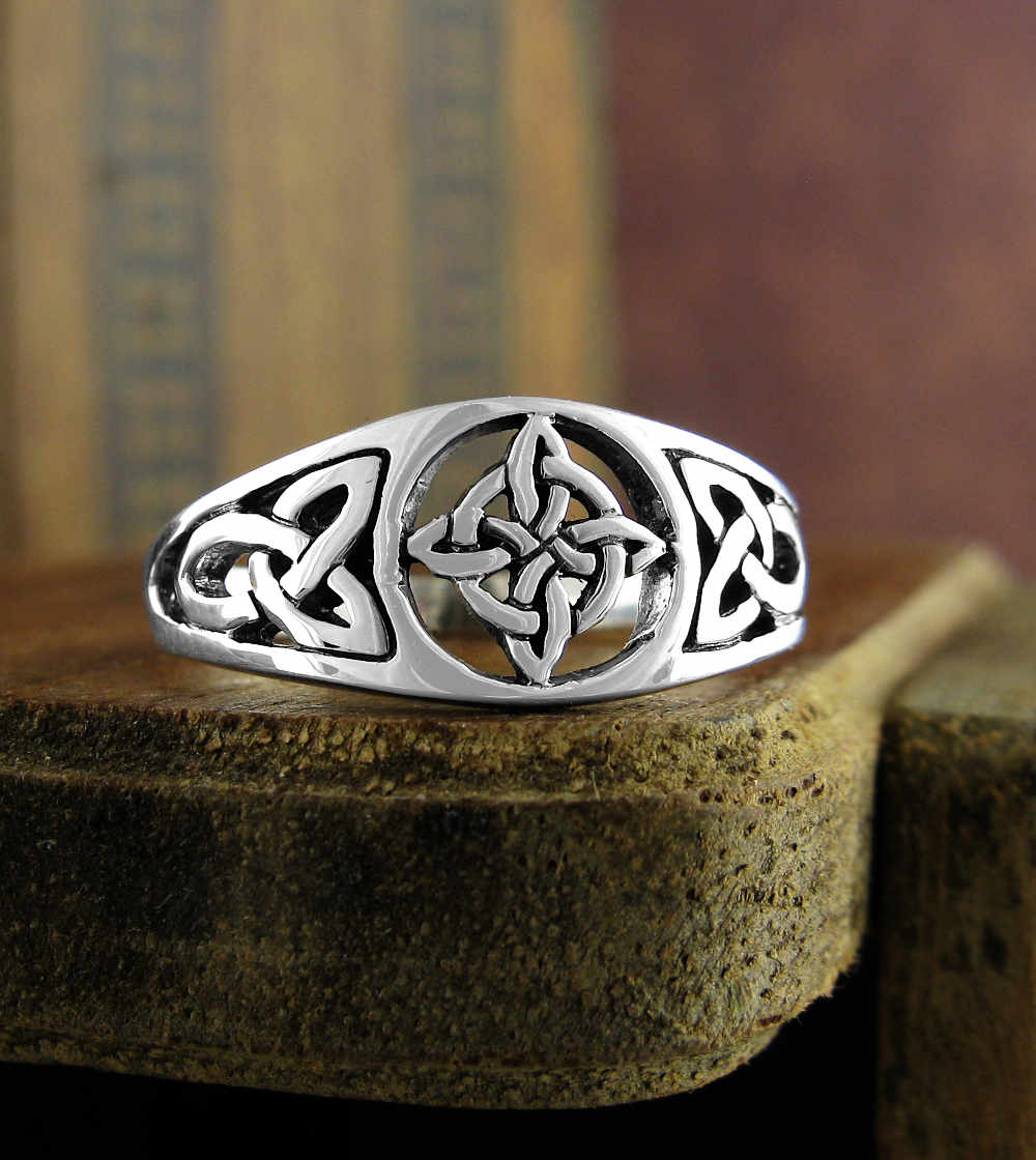 Cut-Out Celtic Protection Ring With Witch's Knot, Infinity Circle and Triquetras | Woot & Hammy