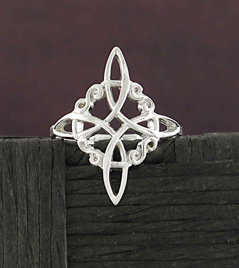 Large Cut-Out Witch's Knot Ring | Woot & Hammy