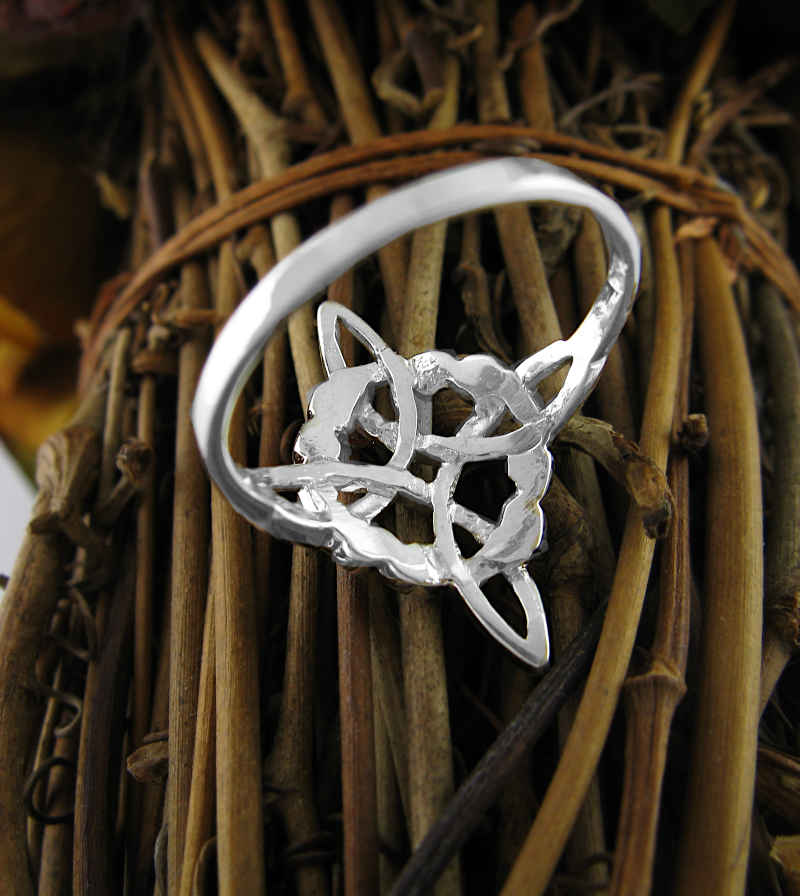 Large Cut-Out Witch's Knot Ring | Woot & Hammy