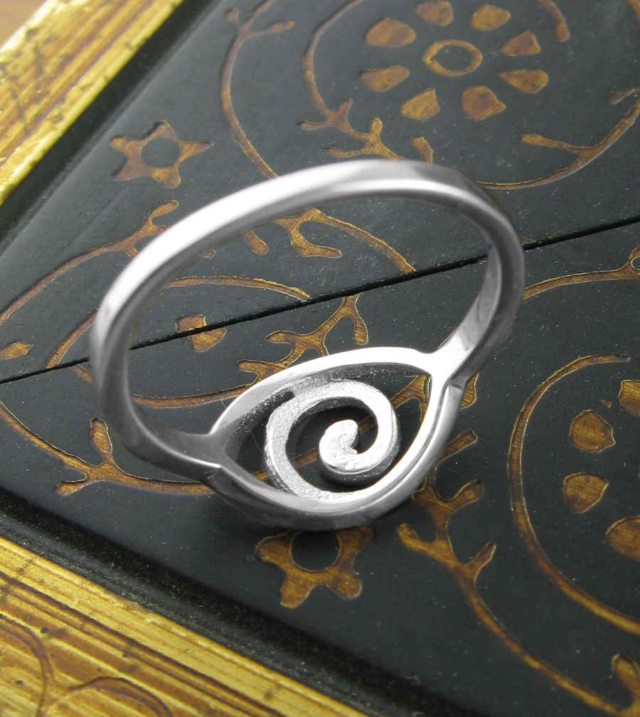 Evil Eye With Spiral Ring | Woot & Hammy