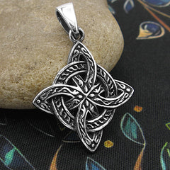 Fancy Witch's Knot Infinity Circle Pendant Protection Amulet Interconnectedness Magick | Woot & Hammy