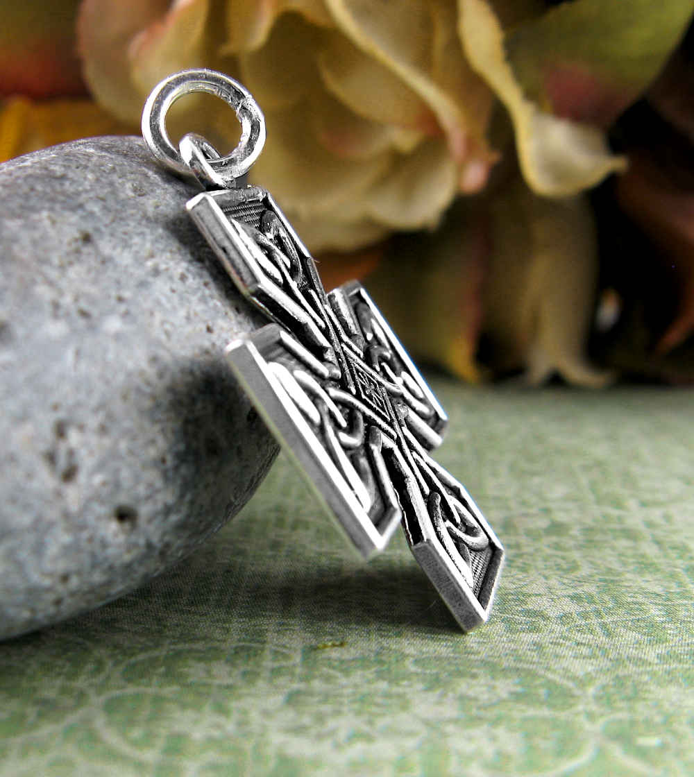 Equal-Armed Cross Pendant With Triquetra Knots