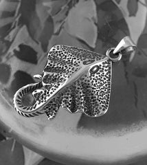 Diamond-Shaped Spotted Manta Ray Stingray Fish With Whiptail Pendant | Woot & Hammy