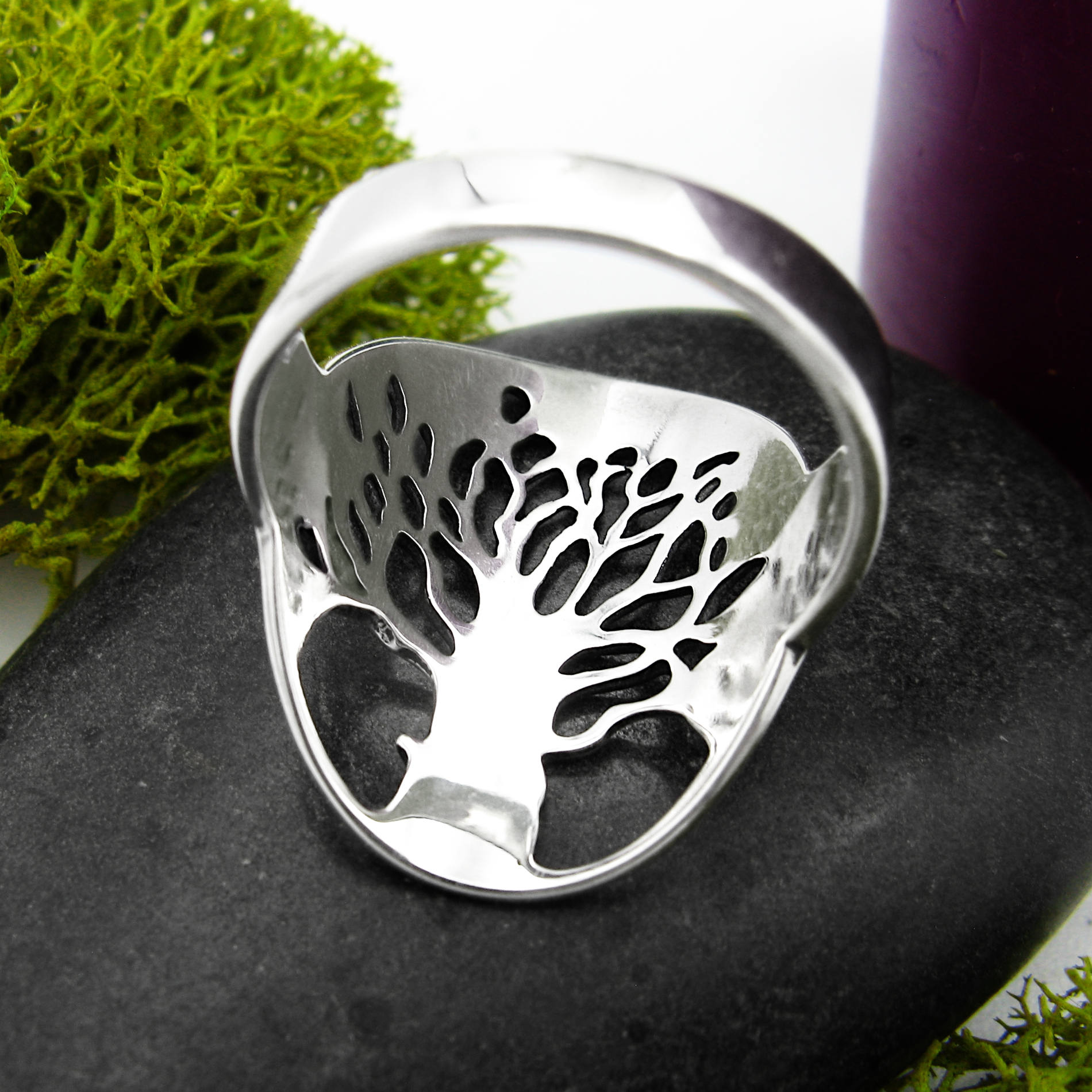 Large Oval Cut-Out Tree of Life Ring