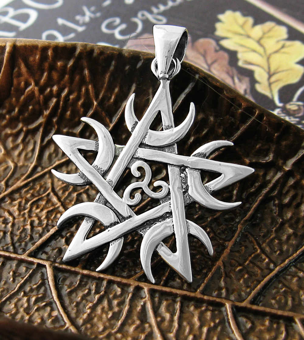 Pentagram With Five Crescent Moons and Triskele Power of Five Priestess Pendant | Woot & Hammy