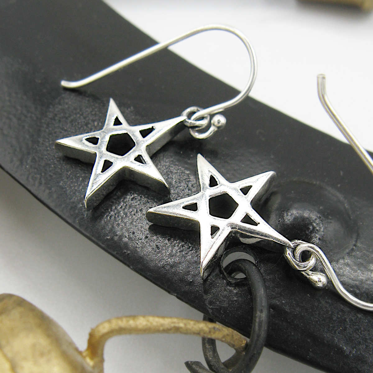 Pentagram Braided Rope Pattern Oxidized Cut-Out Drop Hook Earrings Power of Five | Woot & Hammy