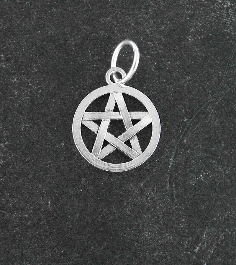 Small Pentagram Amulet | Woot & Hammy