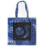 Blaue Batik-Tragetasche aus leichter Baumwolle mit Sonne und Mond