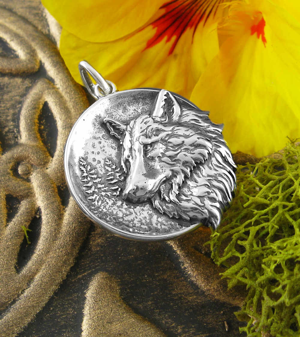 Wolf's Head Animal Spirit Totem Sculptural Realistic Pendant | Woot & Hammy