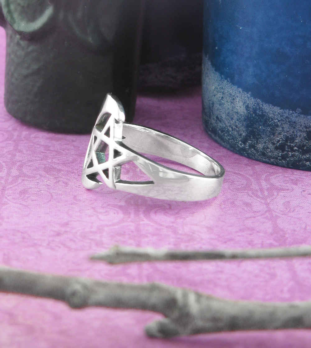 Wiccan Cut-Out Crescent Moon and Pentagram Ring | Woot & Hammy