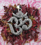 Decorative Hindu Sanskrit Om Symbol Pendant