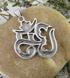Decorative Hindu Sanskrit Om Symbol Pendant | Woot & Hammy