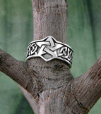 Herren-Pentagramm-Ring mit breitem keltischen Band, oxidiert
