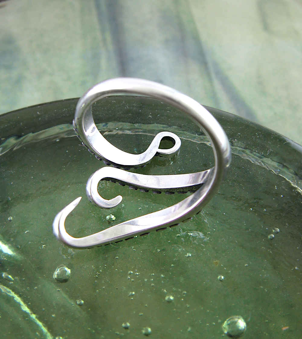 Octopus Tentacles Oxidized Ring | Woot & Hammy