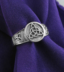 Small Triquetra Celtic Knot Circle Ring