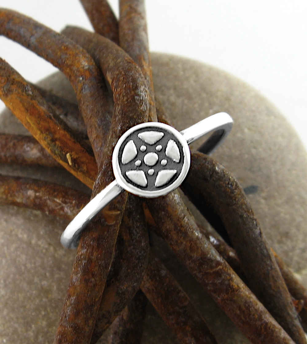 Small Pentagram Symbol Disk Ring | Woot & Hammy