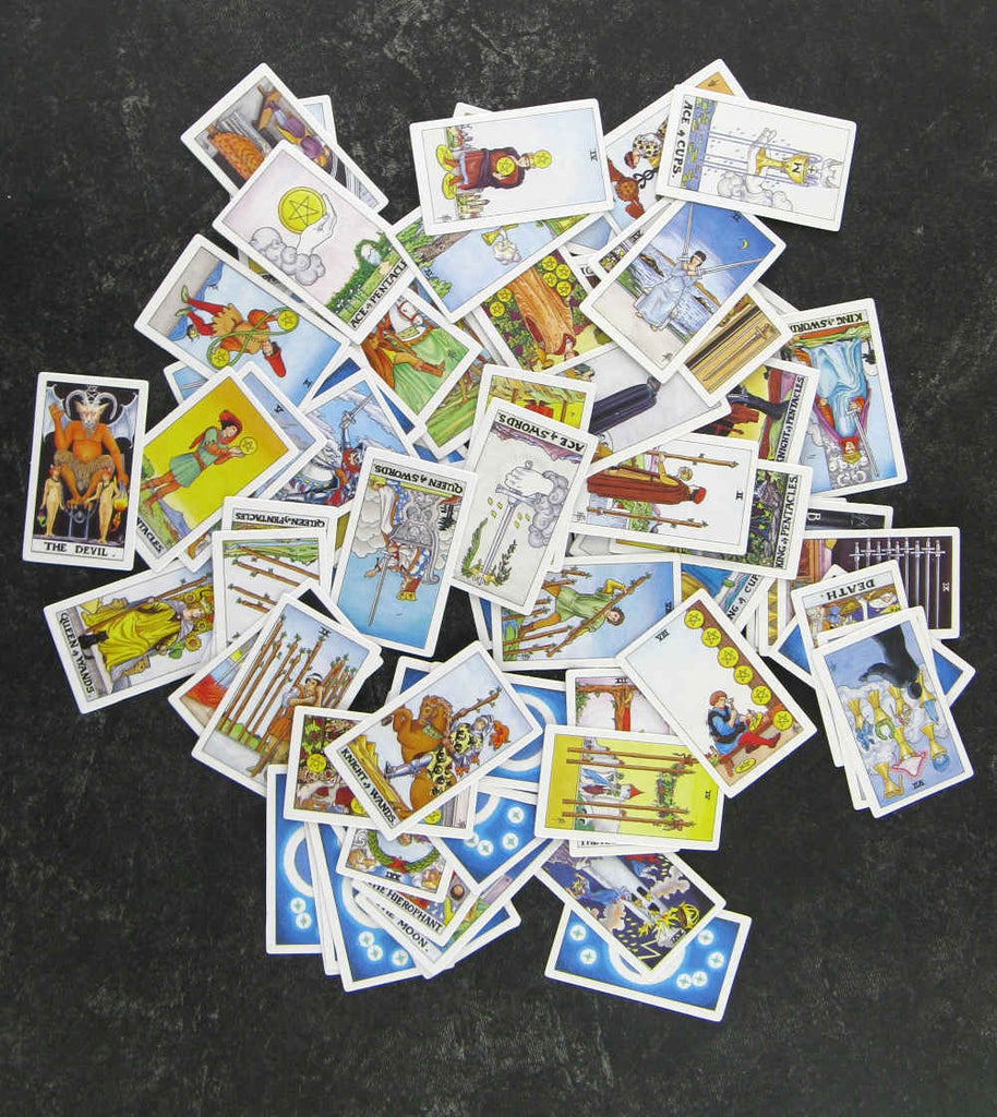 Traveler's Portable Tiny Universal Waite Tarot Cards | Woot & Hammy