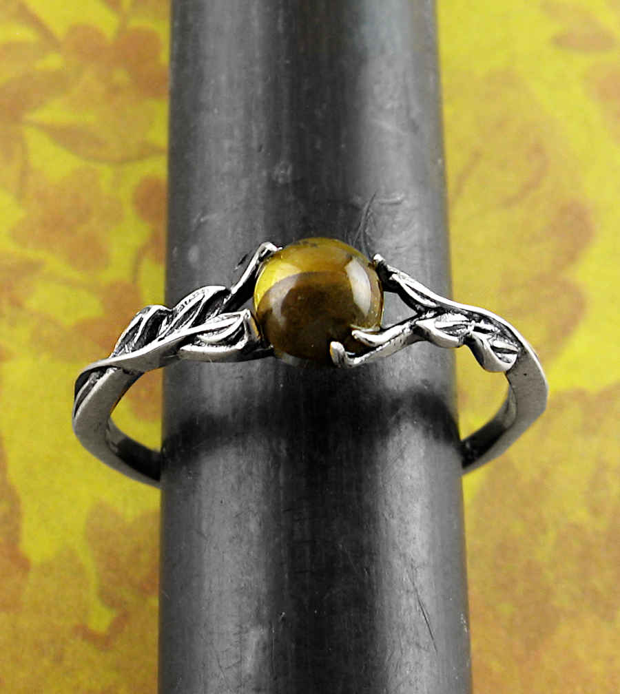 Tiger's Eye Cabochon Held By Entwined Vines Ring | Woot & Hammy