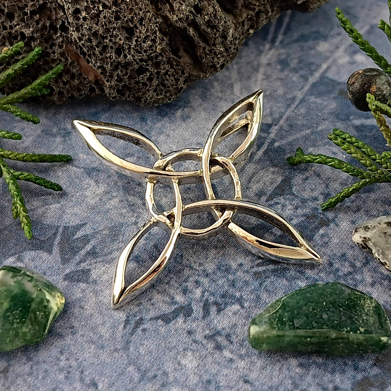 Sculptural Witch's Knot Pendant 4 Pointed Celtic Knot, Handmade, oblique view