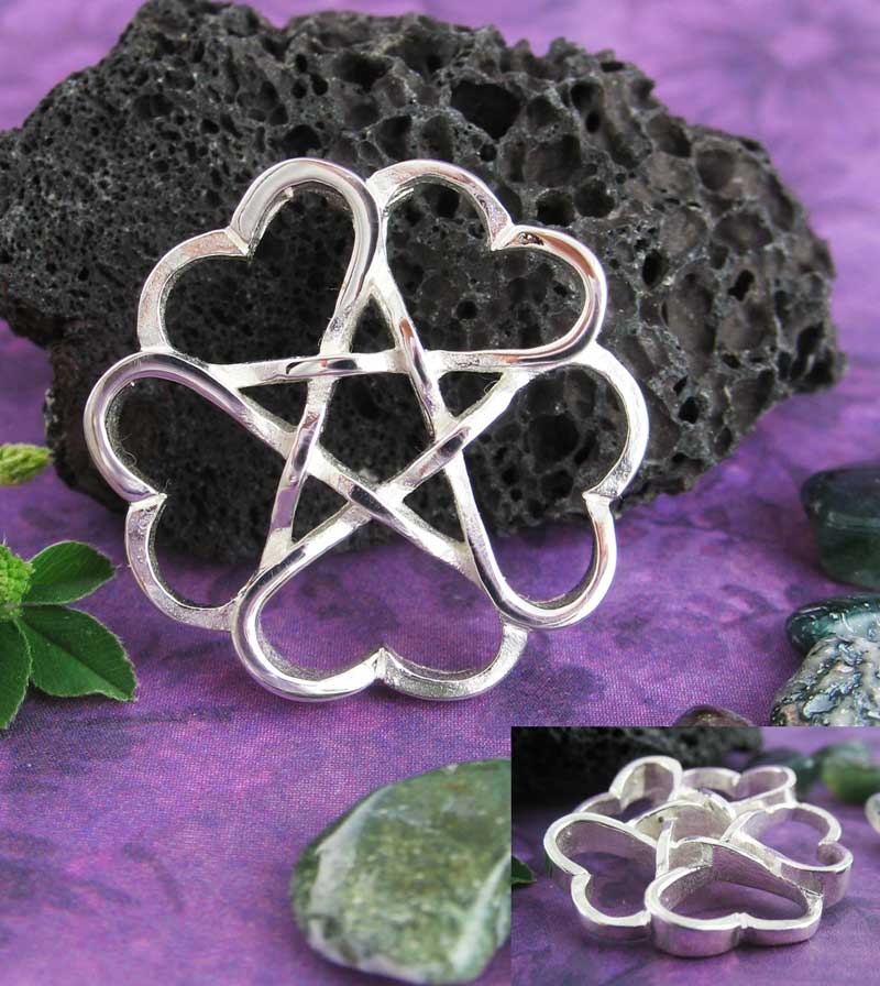Five Hearts Hidden Pentacle Necklace Pendant Pentagram Wiccan Witchy Love Symbol Alchemy Wicca Pagan Witchcraft Amulet Gothic Silver front view