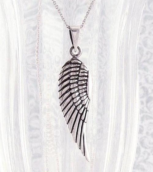 Elegant Angel Wing Necklace - woot & hammy