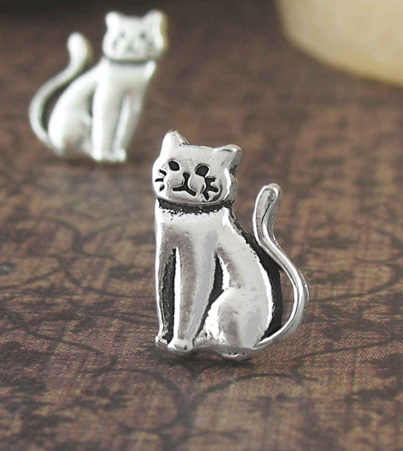 Cat / Witch's Companion Familiar Animal Spirit Earrings | Woot & Hammy