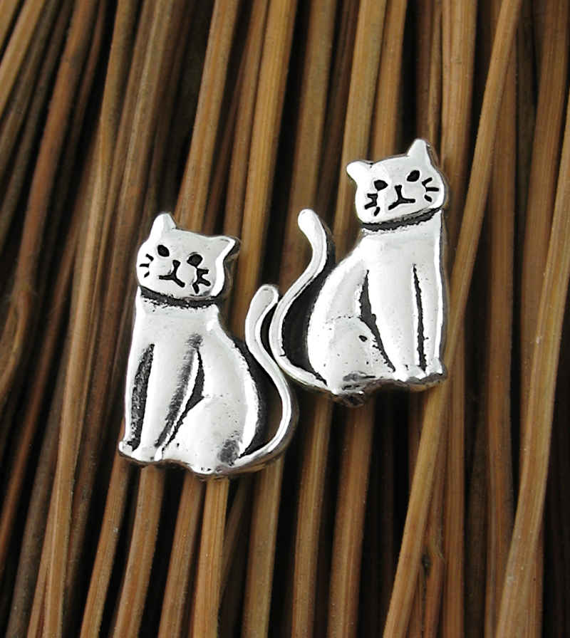 Cat / Witch's Companion Familiar Animal Spirit Earrings | Woot & Hammy