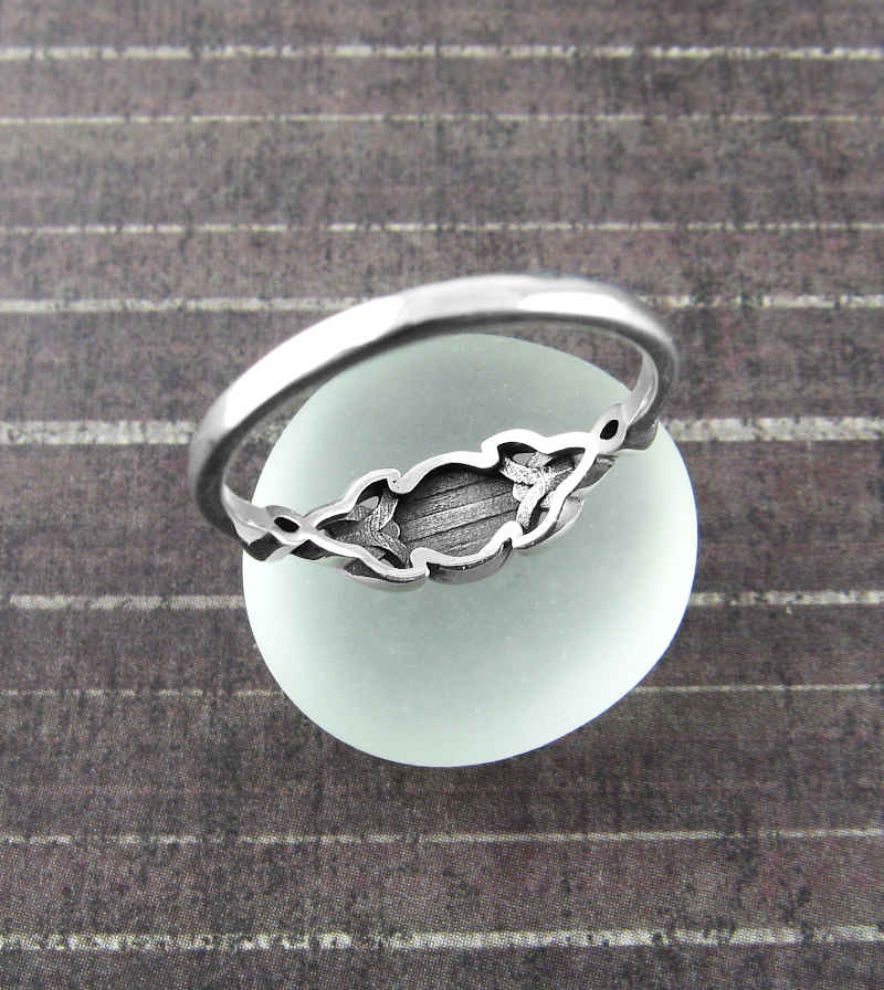Crescent Moon Bounded By Celtic Knots Ring | Woot & Hammy