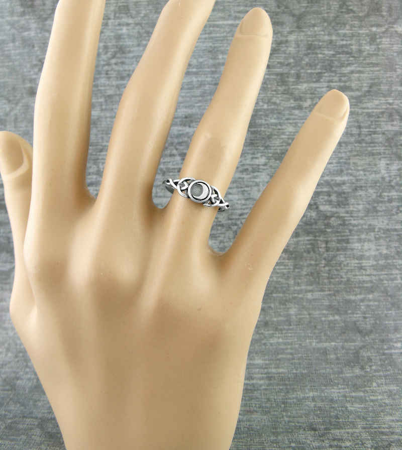 Crescent Moon Bounded By Celtic Knots Ring | Woot & Hammy