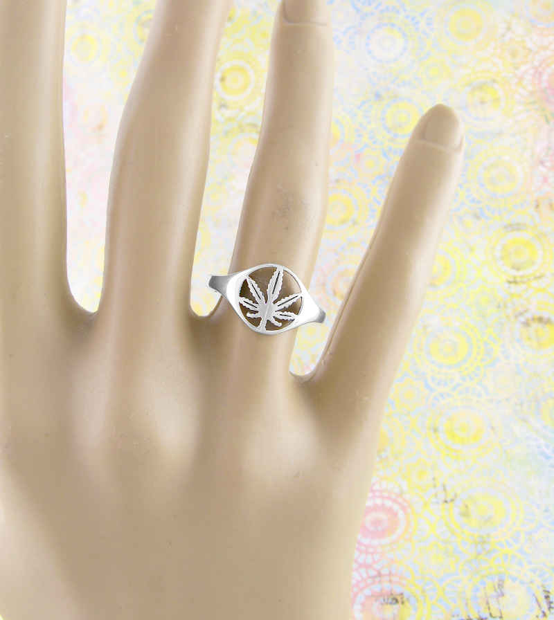 Cut-Out Cannabis Marijuana Pot Leaf Ring | Woot & Hammy