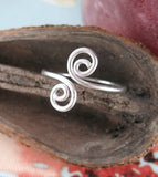 Doppelter Spiralknoten- oder Wirbel-Midi-Zehenring, verstellbar