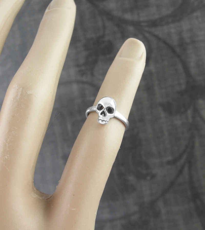 Tiny Skull Toe-Midi-Knuckle Ring, Adjustable | Woot & Hammy