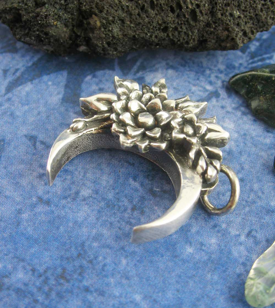 Mystical Flower Floral Crescent Moon Pendant Necklace Wiccan Witchy Wicca Pagan Witchcraft Occult Spiritual Moonchild Jewelry 925 view of moon close up