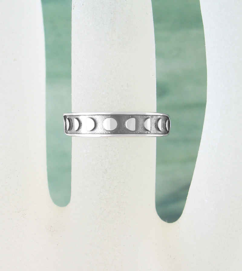 Phases of the Moon Toe Midi Adjustable Oxidized Ring | Woot & Hammy