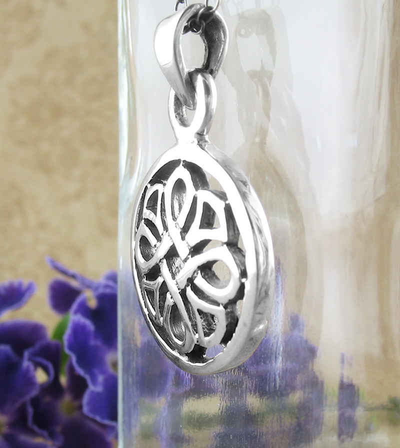 Cut-Out Celtic Quaternary Knot Round Pendant | woot & hammy