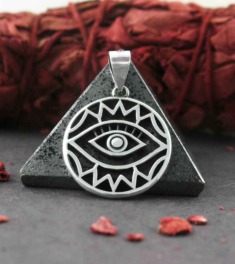 Round Evil Eye With Zig Zags Protective Pendant | woot & hammy