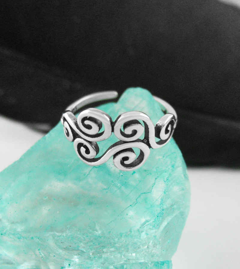 Six Spirals Wind Cloud Toe Midi Knuckle Ring, Adjustable | Woot & Hammy