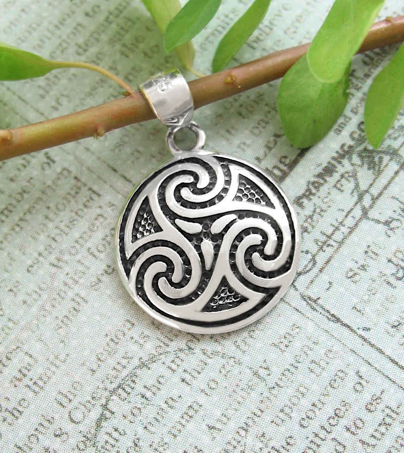 Small Domed Triskele Symbol Pendant | Woot & Hammy