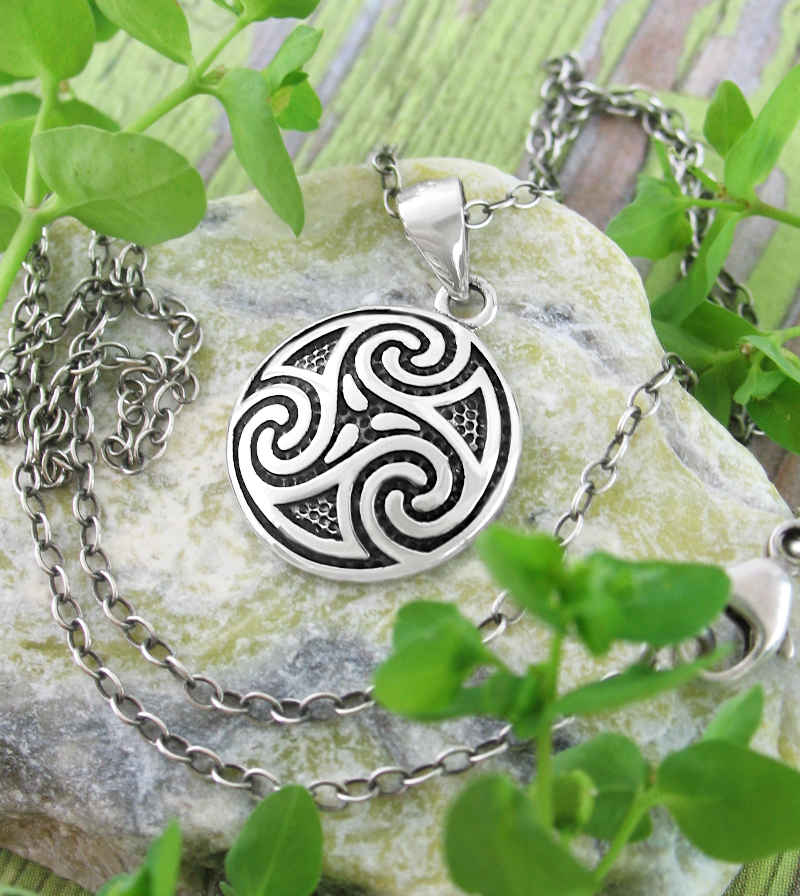 Small Domed Triskele Symbol Pendant | Woot & Hammy