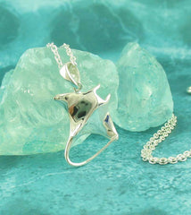 Gleaming Stingray with Whipping Tail Necklace