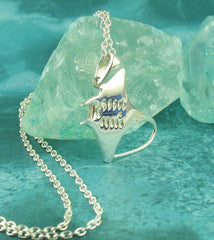 Gleaming Stingray with Whipping Tail Necklace Sterling Silver