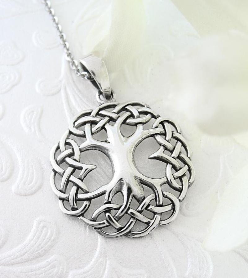 Necklace Tien Valo Celtic tree of life made of Celtic knots with zirconia  stainless steel - Catch
