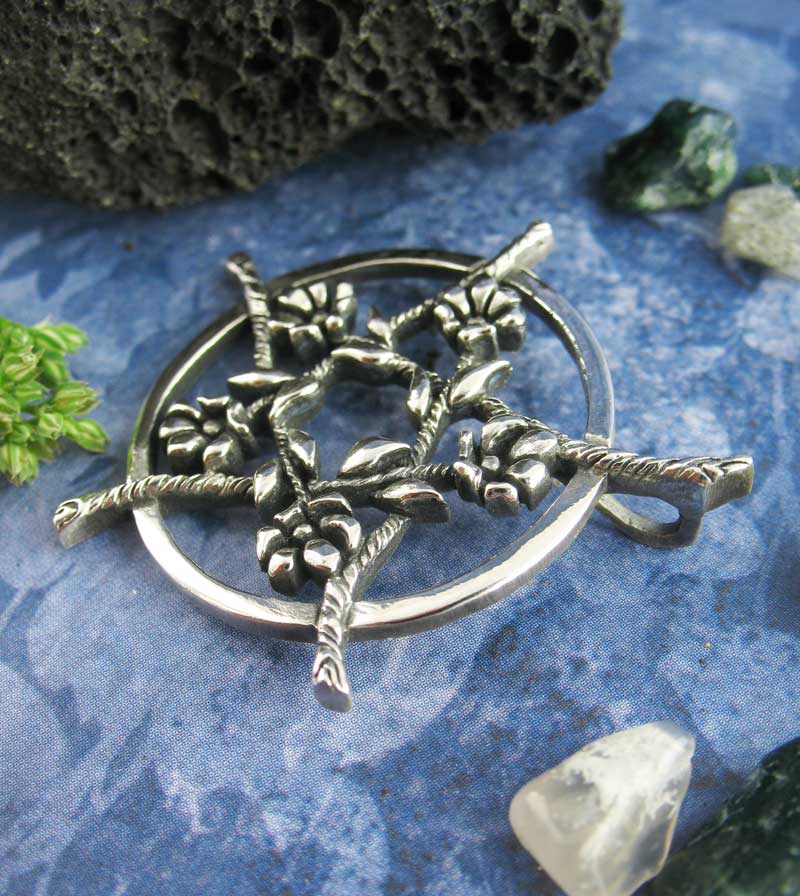 Five Flowers Hidden Pentacle Pentagram Pendant Necklace Antiqued Floral Vine Blossoms Blooms Branch Twig Wiccan Wicca Pagan Witchcraft 